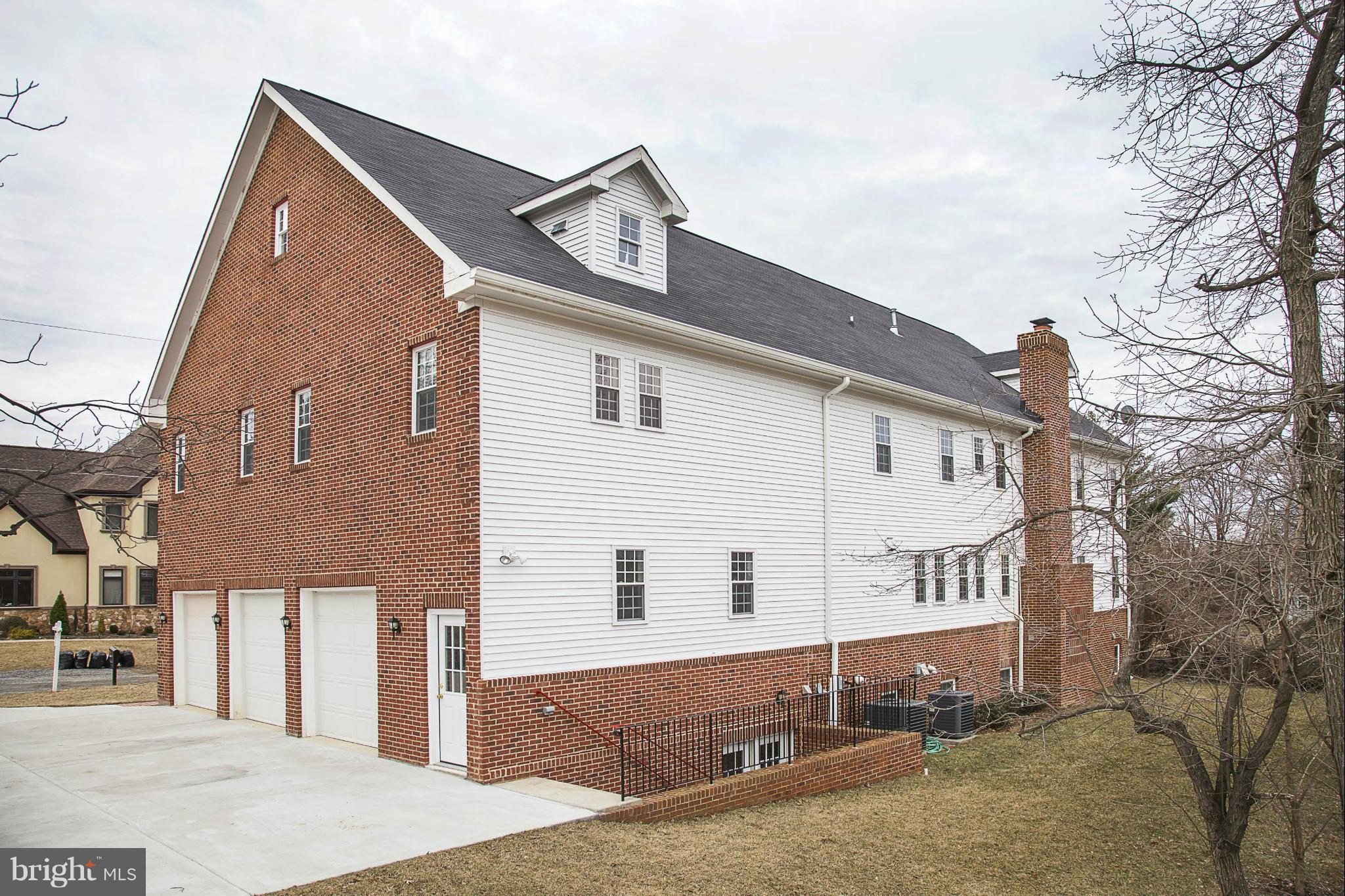 8400 Rainbow Road Vienna, VA 22182 - Photo 30 of 30 Exterior (Rear)