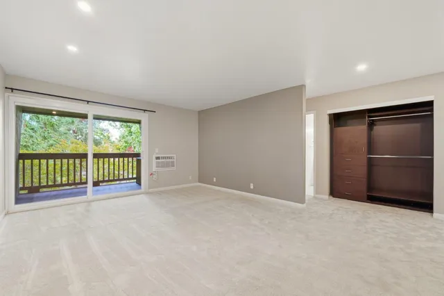 $330,000 | 1085 Murrieta Boulevard, Unit 324, Livermore, CA 94550