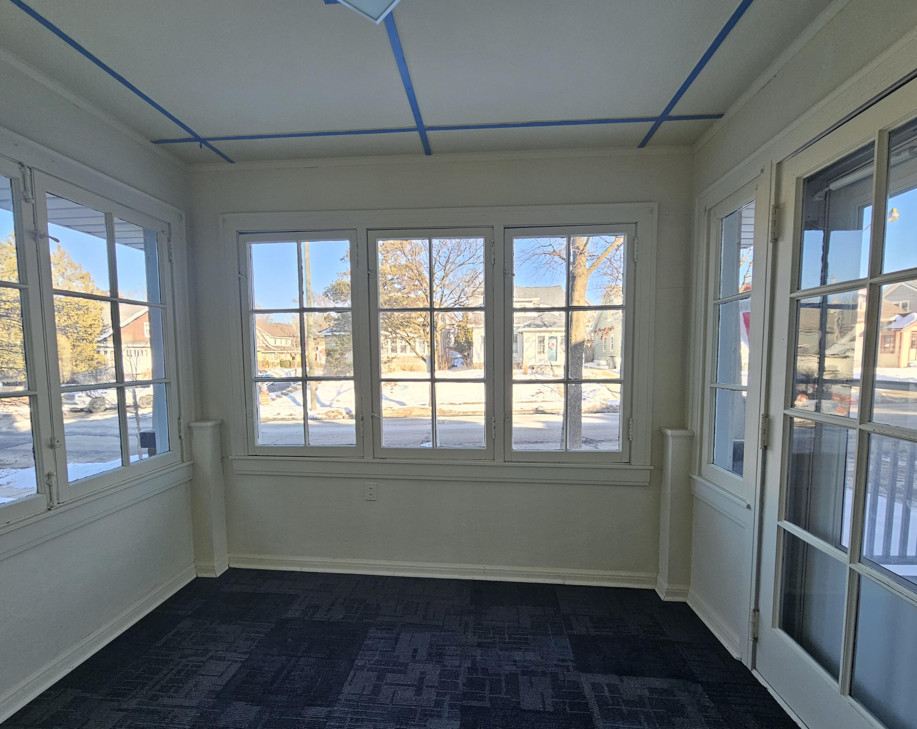 1835 North 55th Street Milwaukee, WI 53208 - Photo 23 of 23 Sunroom Lower