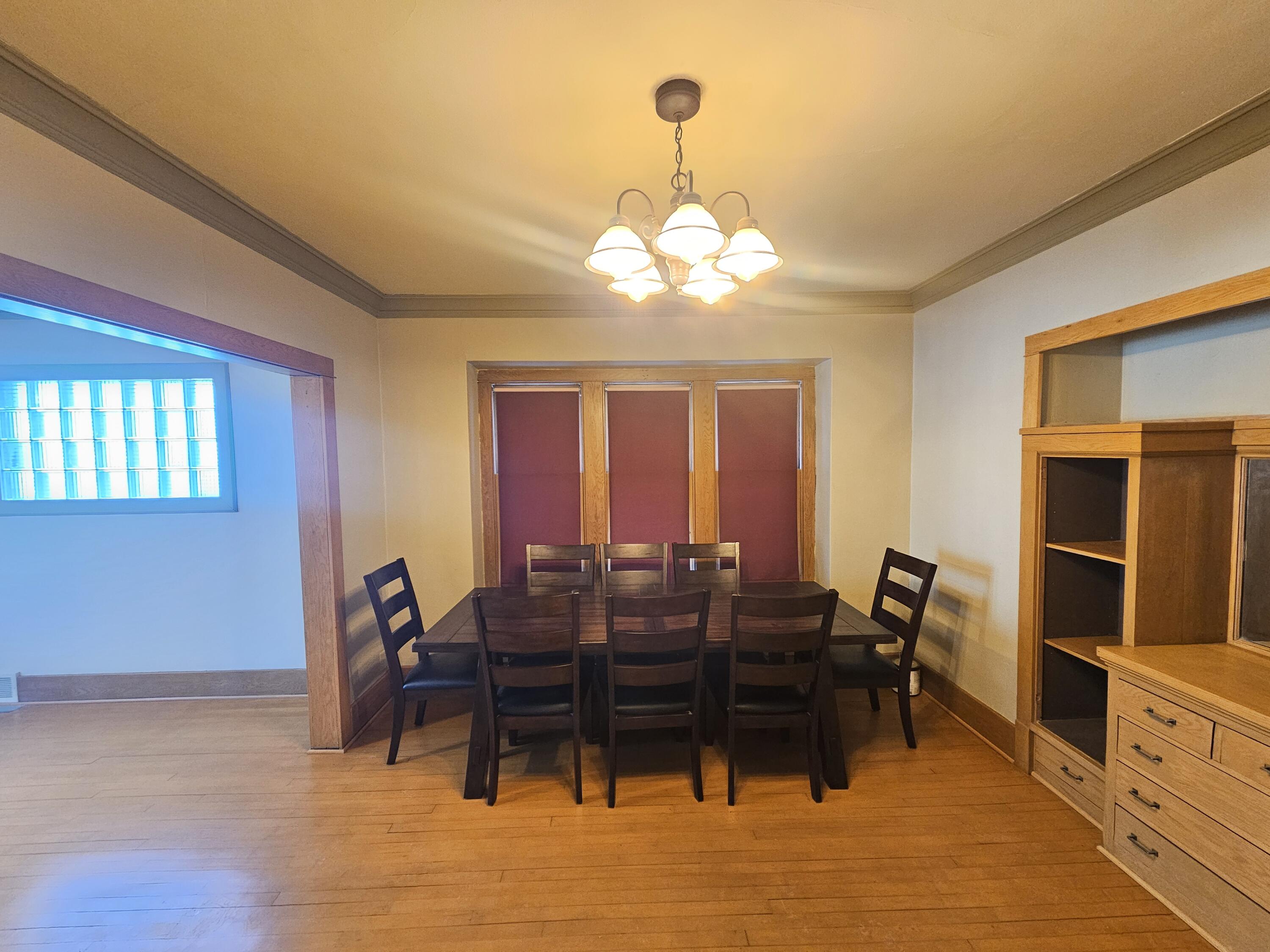 1835 North 55th Street Milwaukee, WI 53208 - Photo 5 of 23 Dining Room Lower