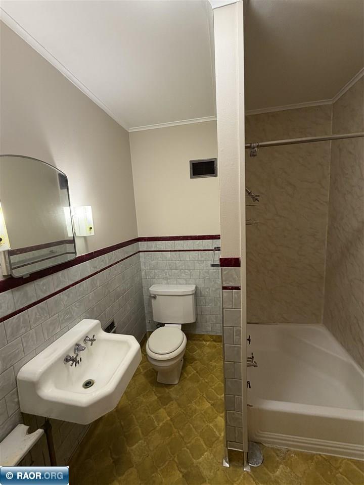 205 10th Street South Virginia, MN 55792 - Photo 23 of 30