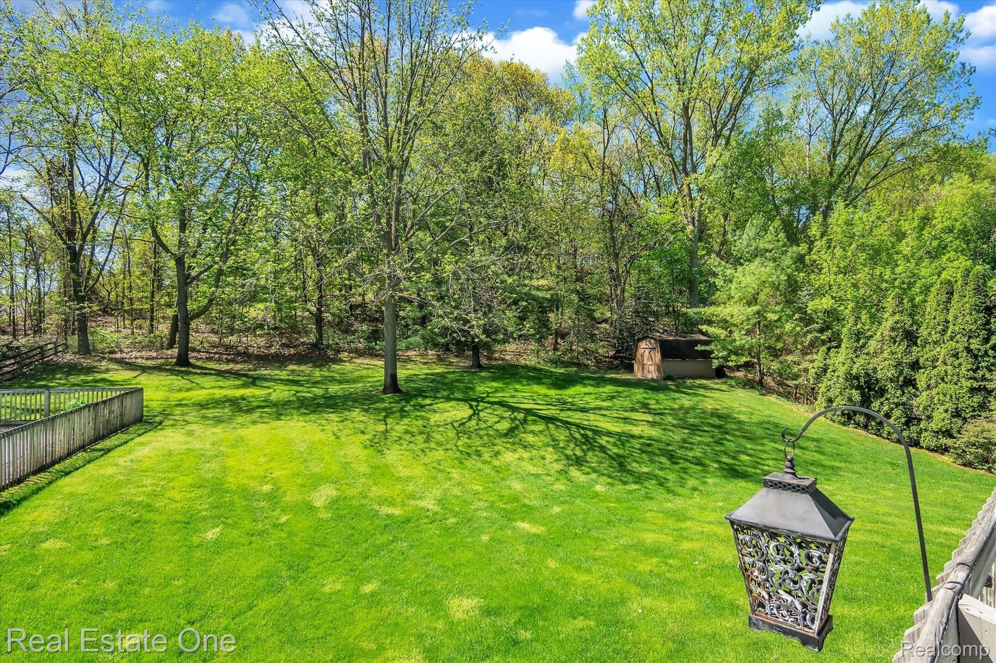 8816 Hilton Road Brighton, MI 48114 - Photo 41 of 45 Upper Level Deck View