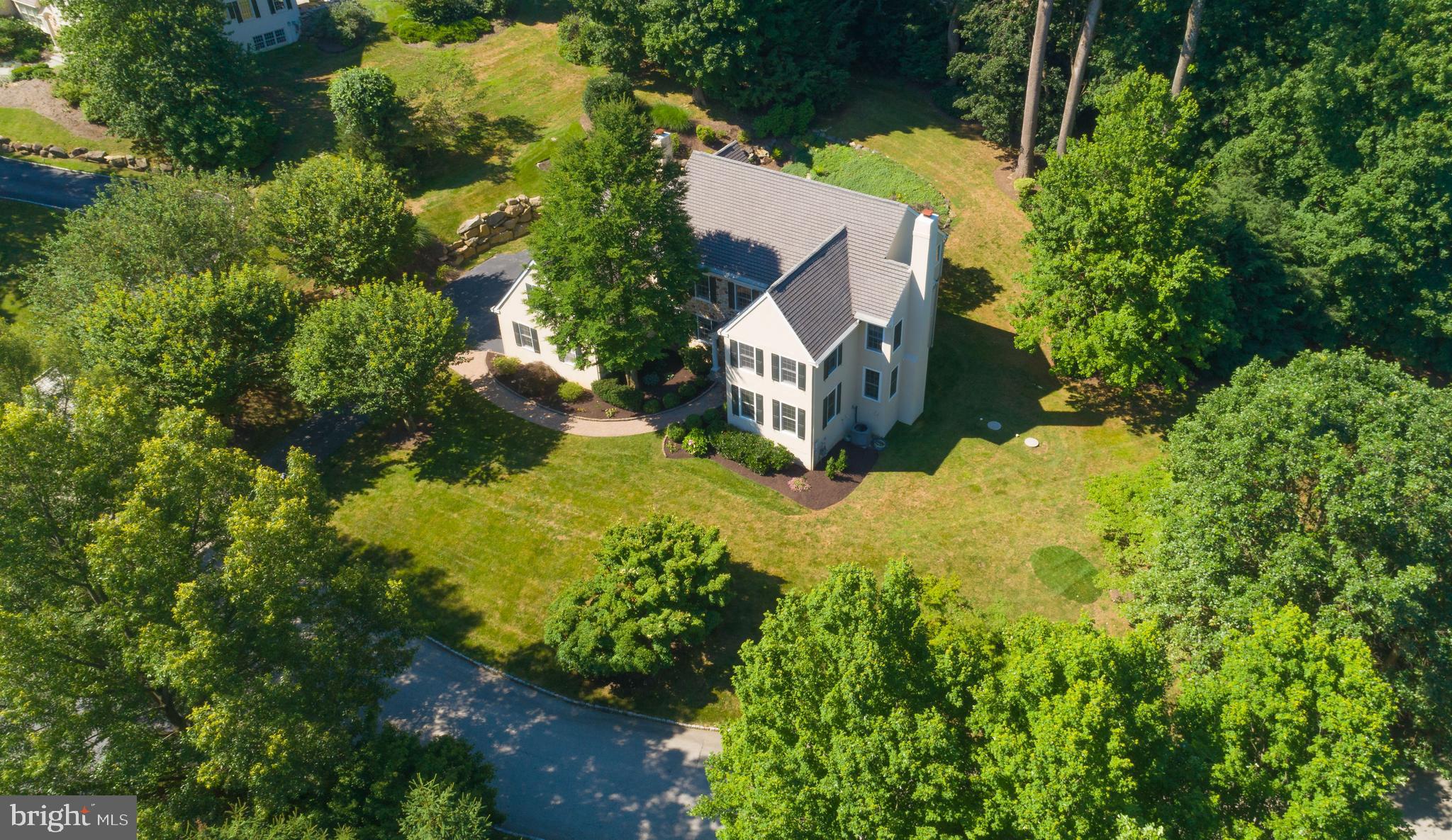 233 Biddulph Road Wayne, PA 19087 - Photo 2 of 37