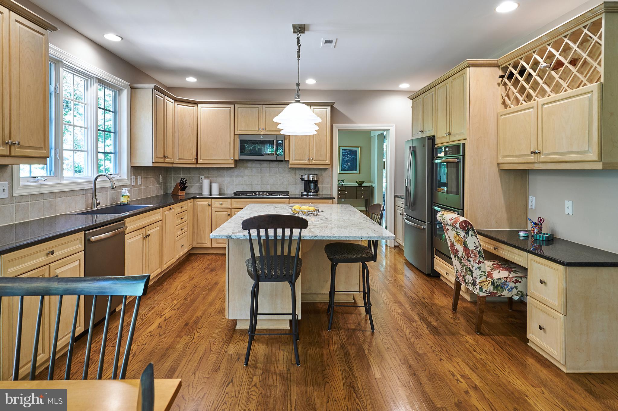 233 Biddulph Road Wayne, PA 19087 - Photo 10 of 37