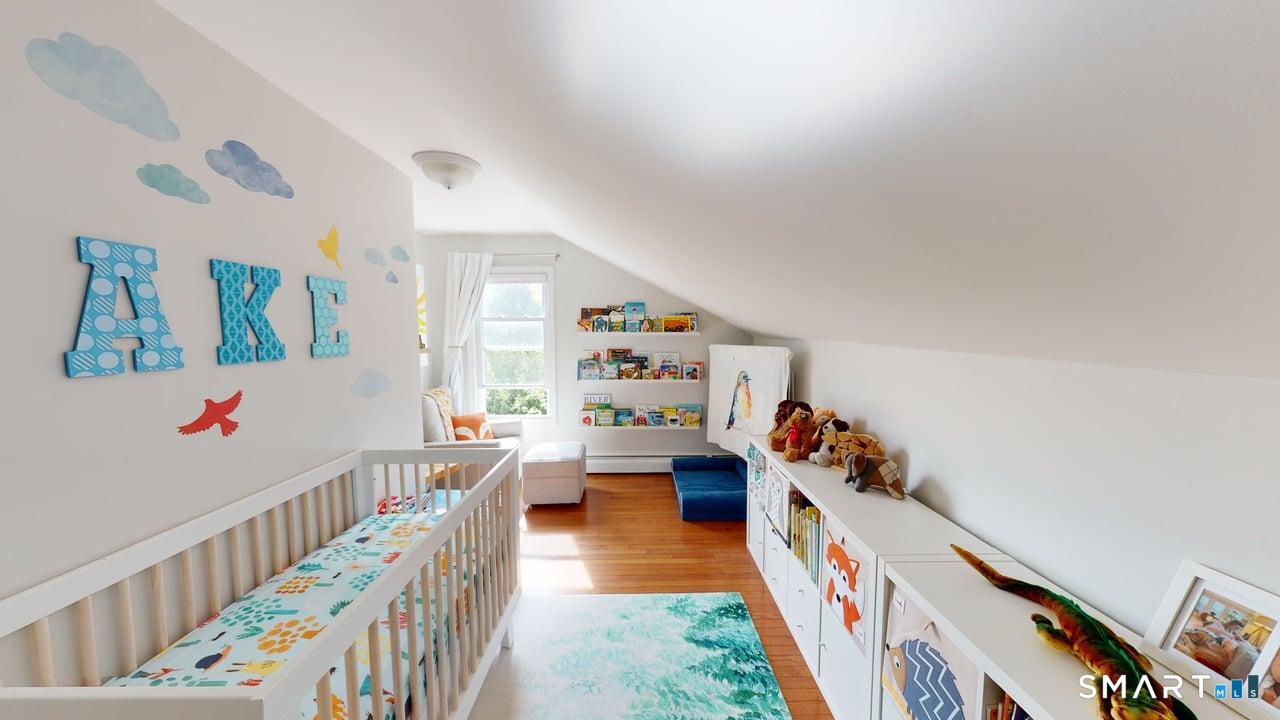 6 Eld Street New Haven, CT 06511 - Photo 7 of 43 a view of a hallway with an entryway
