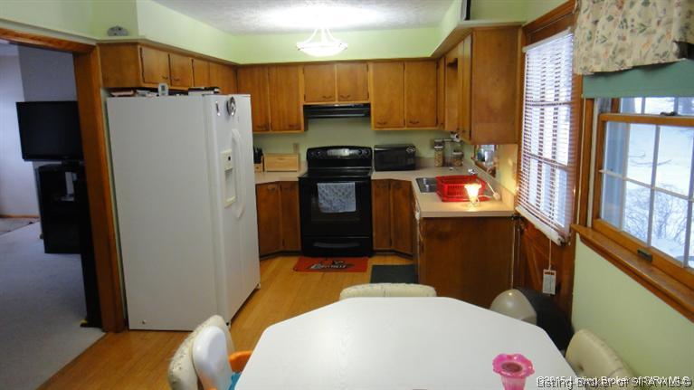 8179 Pekin Road Greenville, IN 47124 - Photo 11 of 20 Gallery Image 11