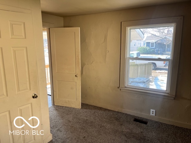 1410 Walton Street Anderson, IN 46016 - Photo 11 of 19