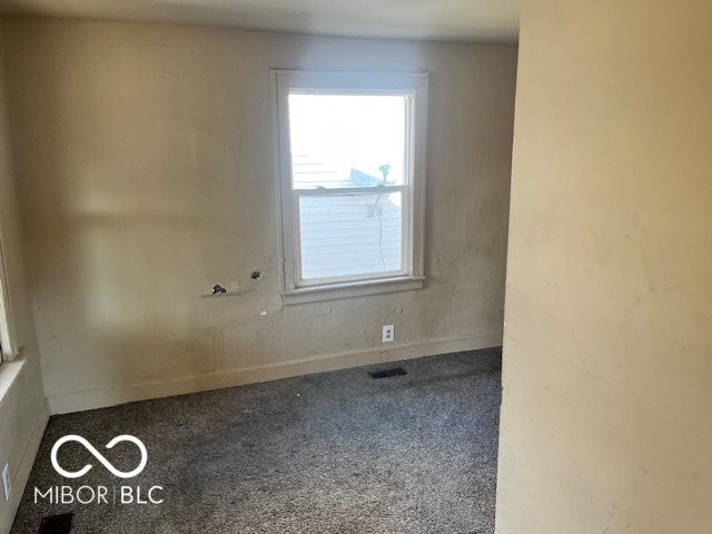 1410 Walton Street Anderson, IN 46016 - Photo 10 of 19