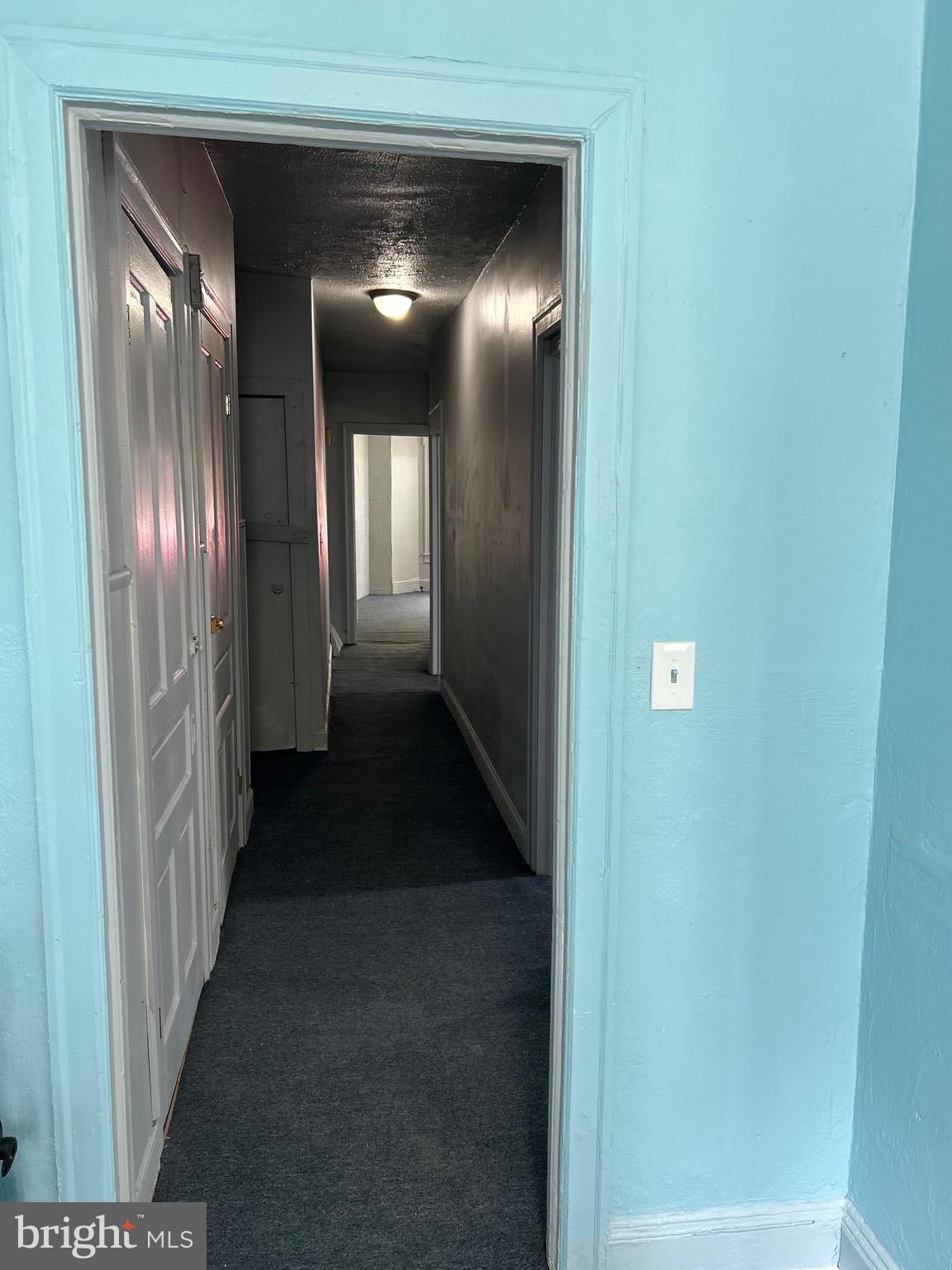 933 Edgewood Avenue Trenton, NJ 08618 - Photo 7 of 8