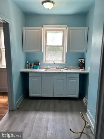 $1,700 | 933 Edgewood Avenue, Trenton, NJ 08618