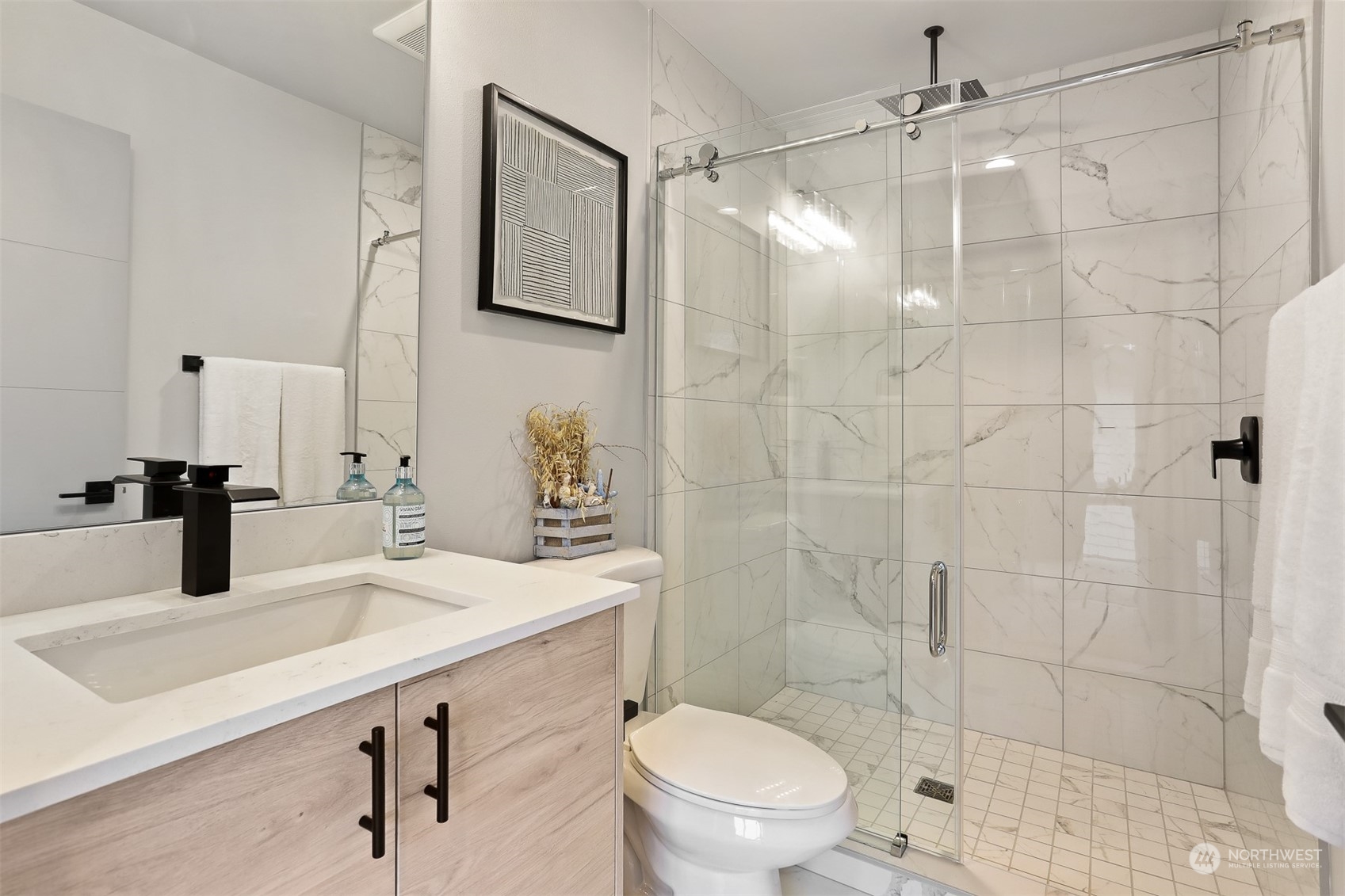 922 North 49th Street, Unit B Seattle, WA 98103 - Photo 18 of 33 Gallery Image 18