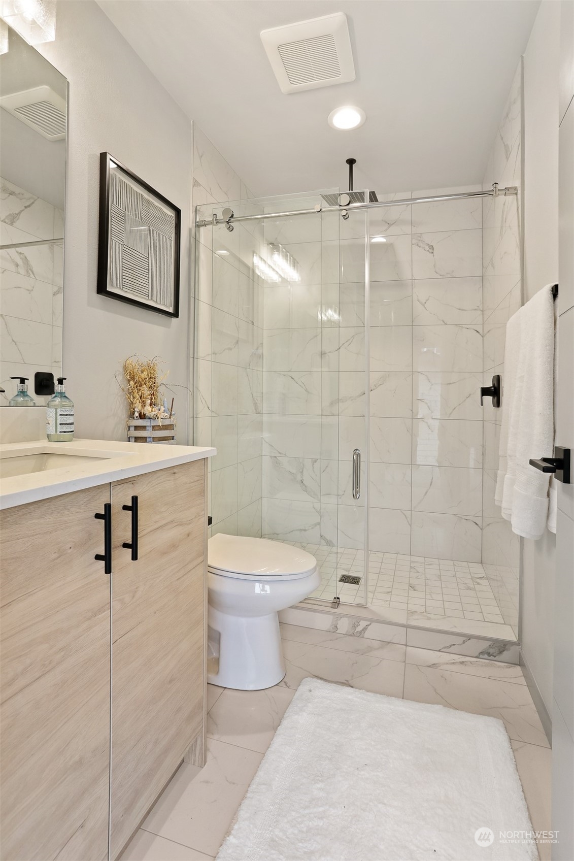 922 North 49th Street, Unit B Seattle, WA 98103 - Photo 19 of 33 Gallery Image 19