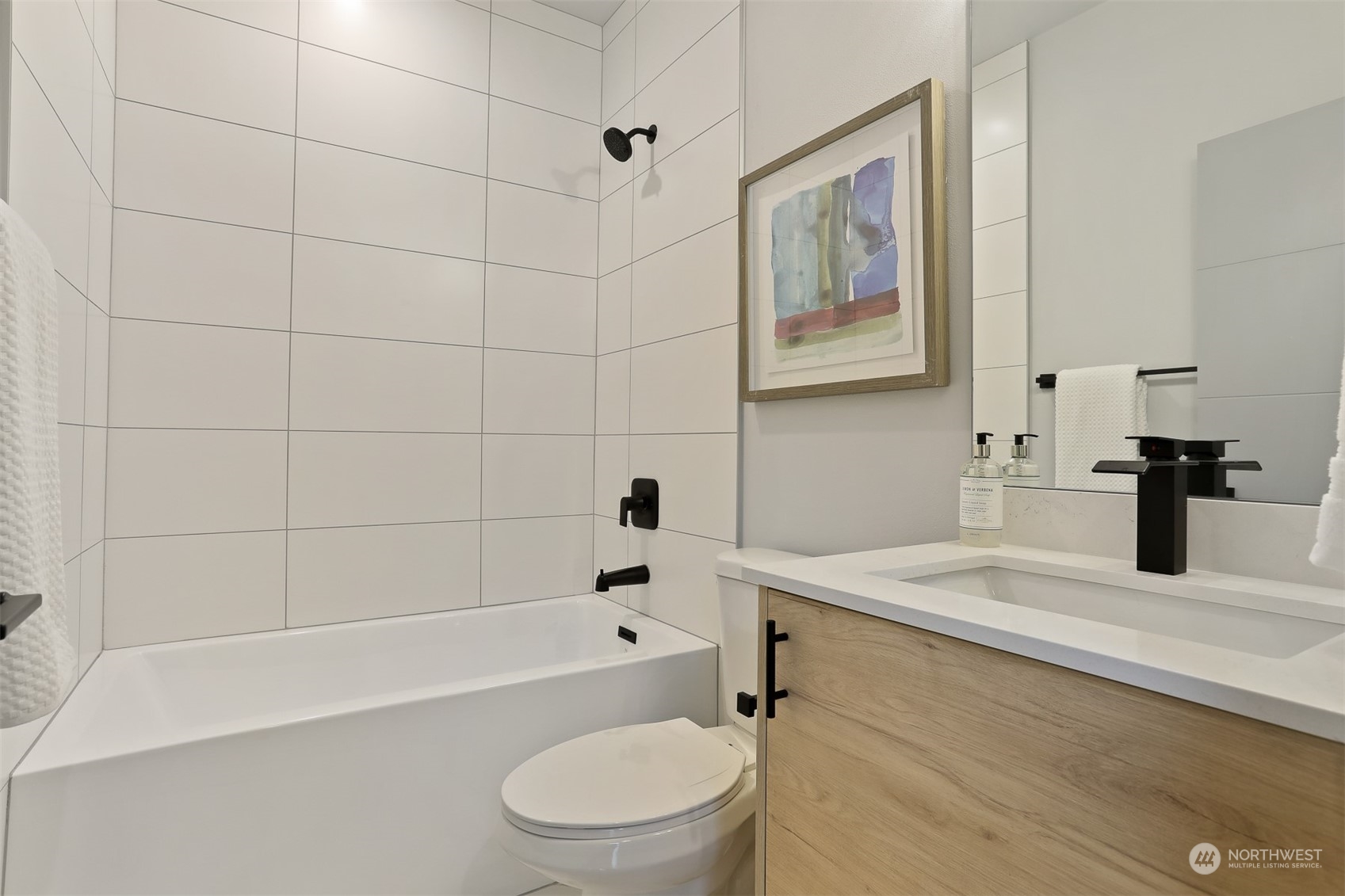922 North 49th Street, Unit B Seattle, WA 98103 - Photo 23 of 33 Gallery Image 23
