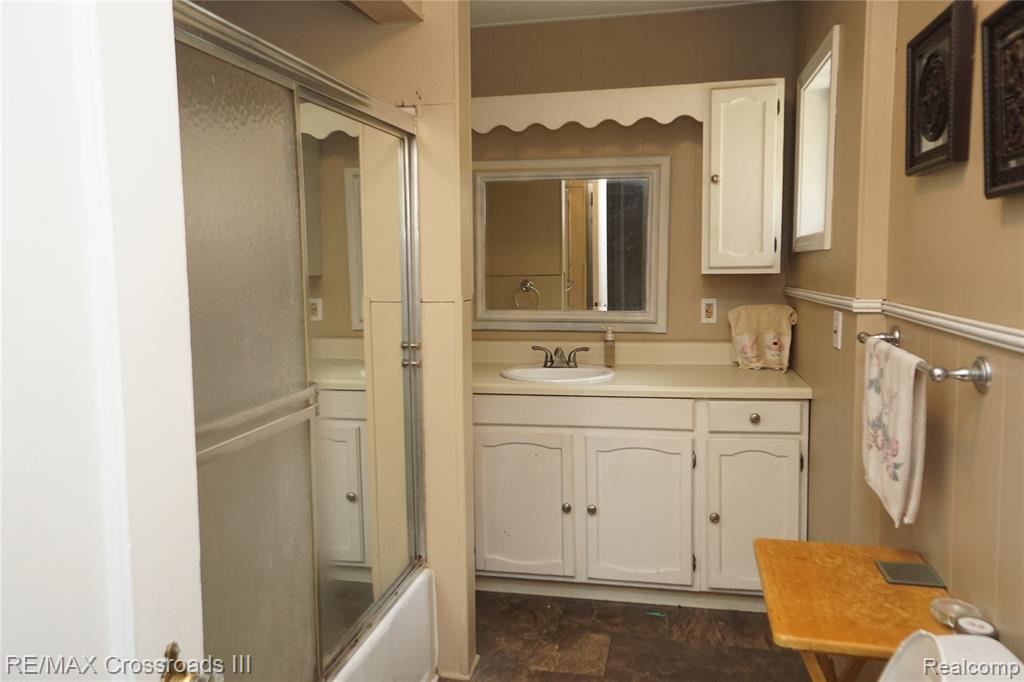 6785 Belleville Road Belleville, MI 48111 - Photo 8 of 14 Gallery Image 8