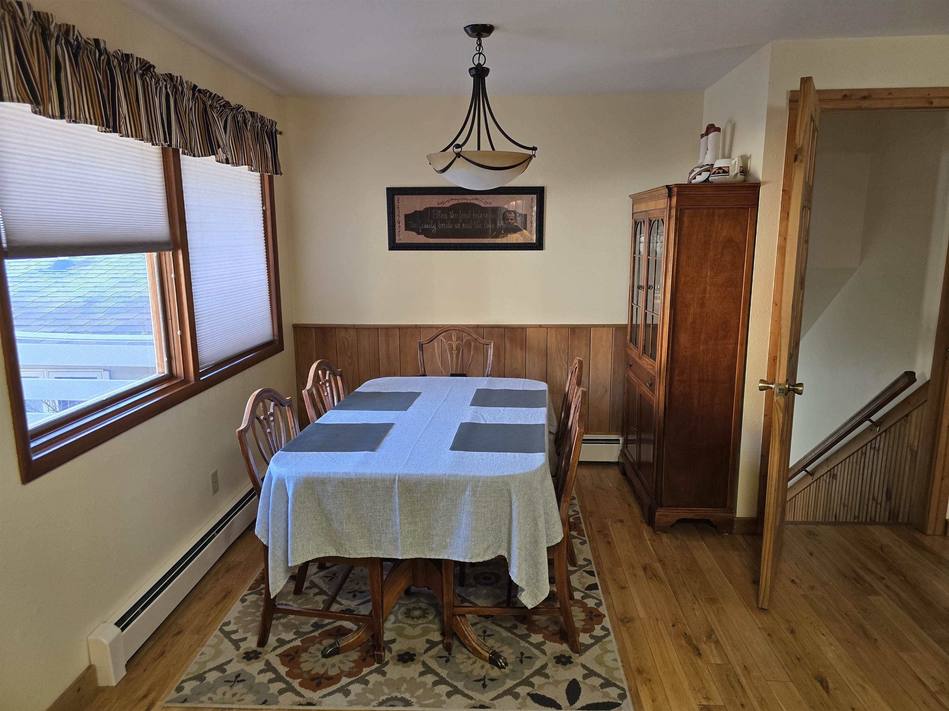 403 West Larsen Street Rawlins, WY 82301 - Photo 3 of 17