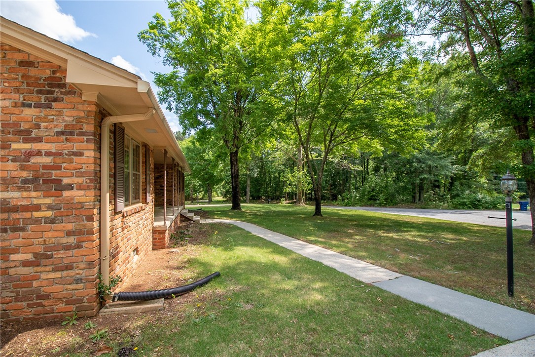 400 Allenby Road Anderson, SC 29621 - Photo 3 of 35
