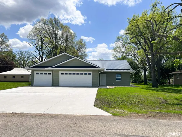 $349,900 | 706 West Topeka Street, Toluca, IL 61369
