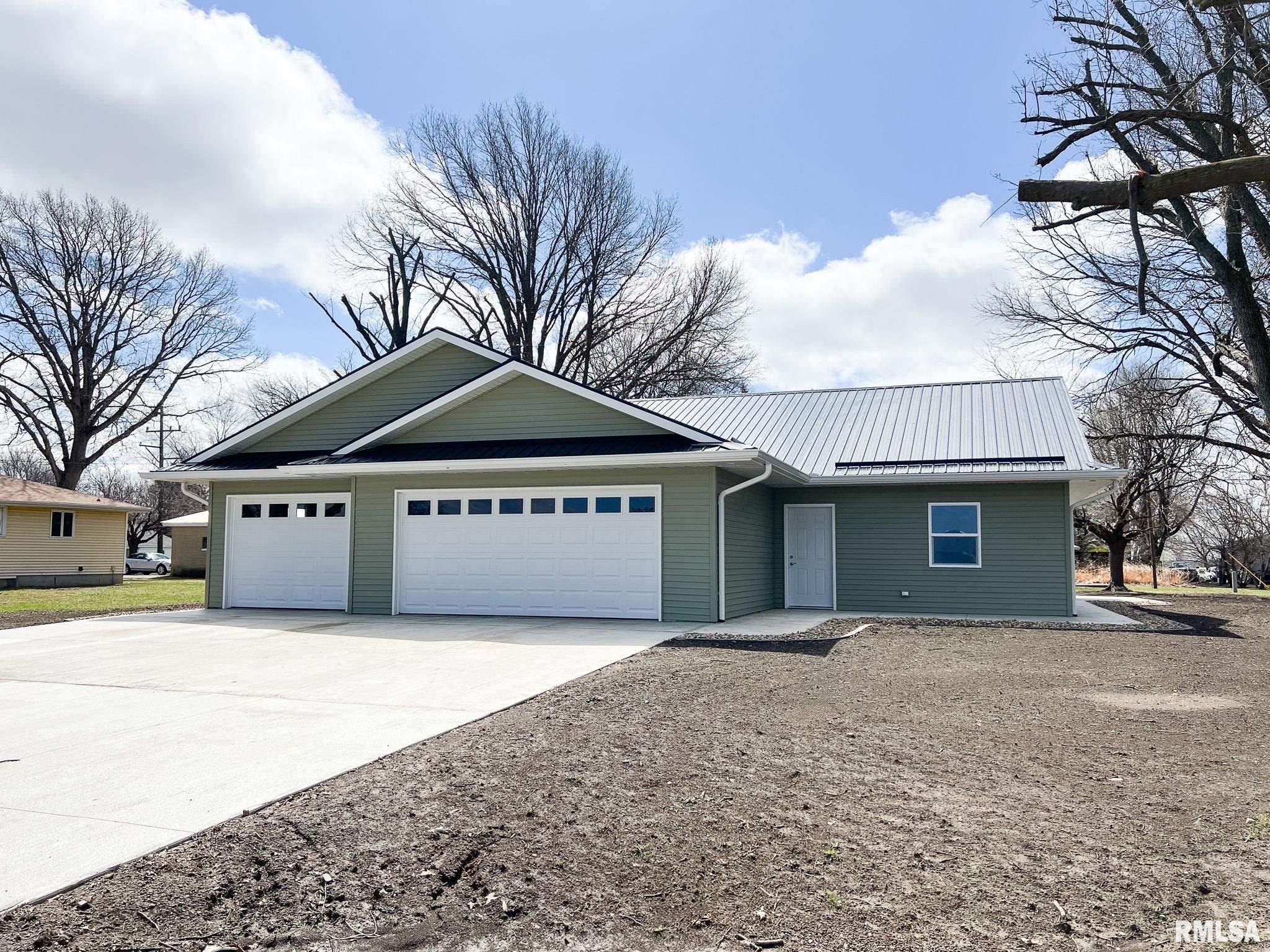 706 West Topeka Street Toluca, IL 61369 - Photo 3 of 64