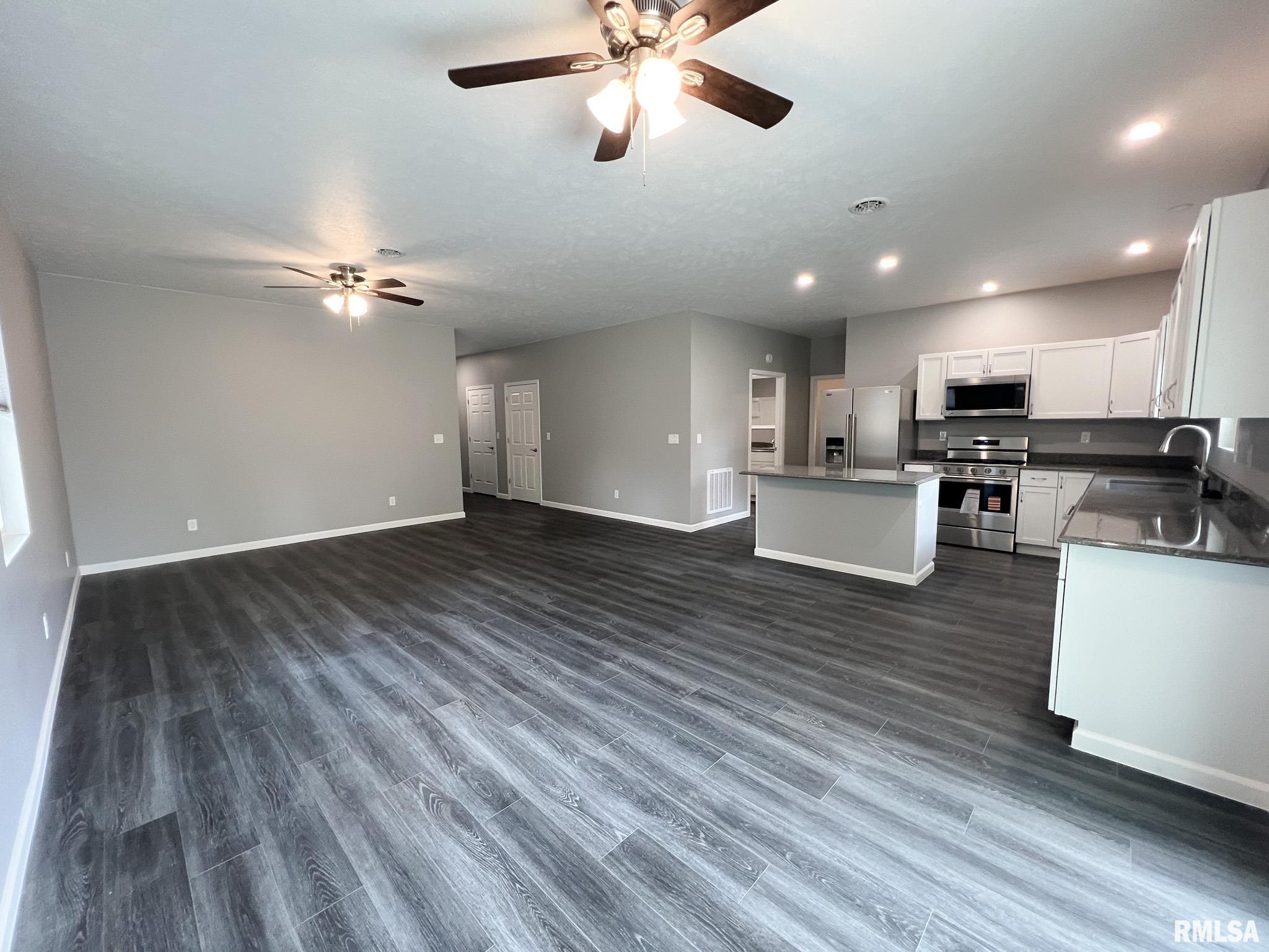 706 West Topeka Street Toluca, IL 61369 - Photo 39 of 64