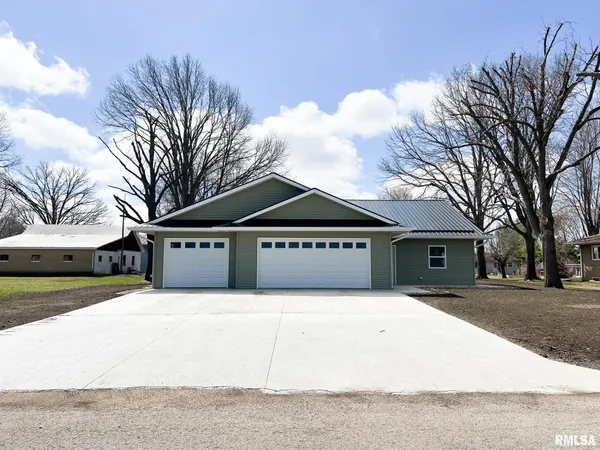 $349,900 | 706 West Topeka Street, Toluca, IL 61369