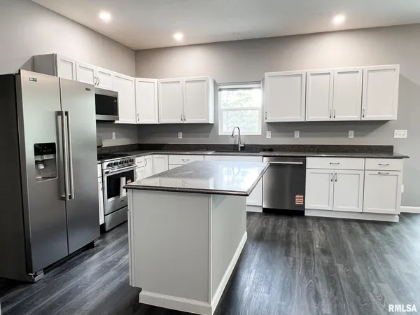 $349,900 | 706 West Topeka Street, Toluca, IL 61369