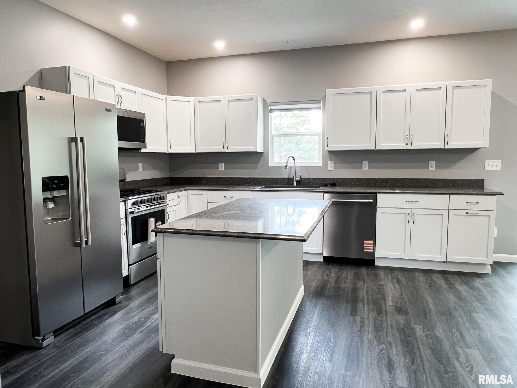 706 West Topeka Street Toluca, IL 61369 - Photo 43 of 64
