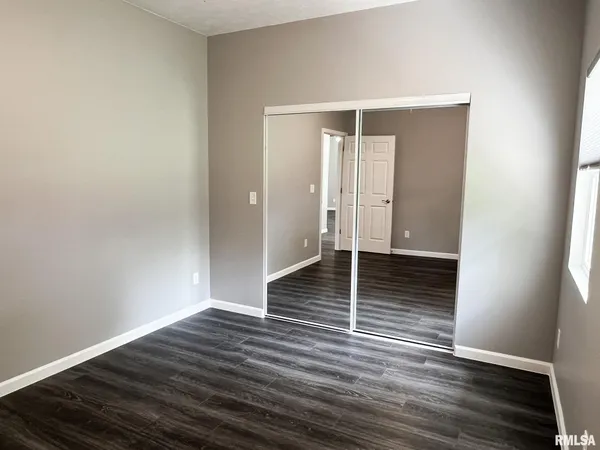$349,900 | 706 West Topeka Street, Toluca, IL 61369