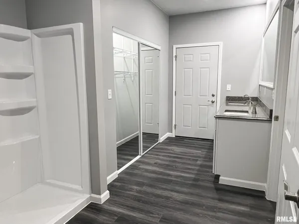 $349,900 | 706 West Topeka Street, Toluca, IL 61369