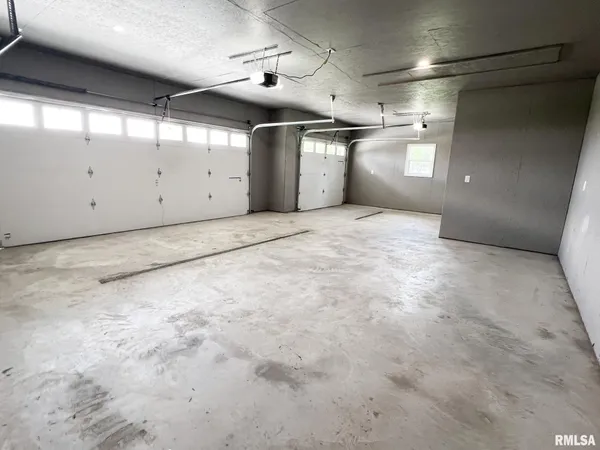 $349,900 | 706 West Topeka Street, Toluca, IL 61369