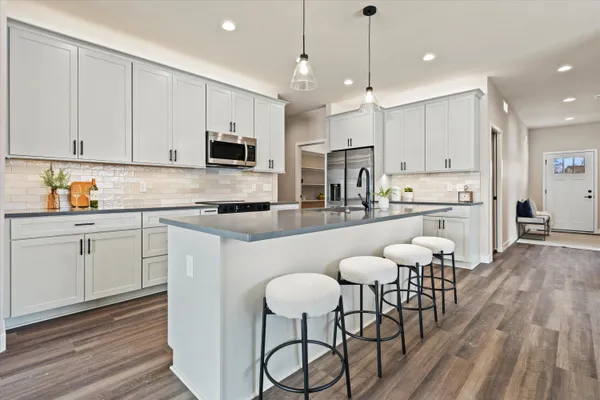 $579,900 | 7010 Stonewood Lane, Lannon, WI 53046