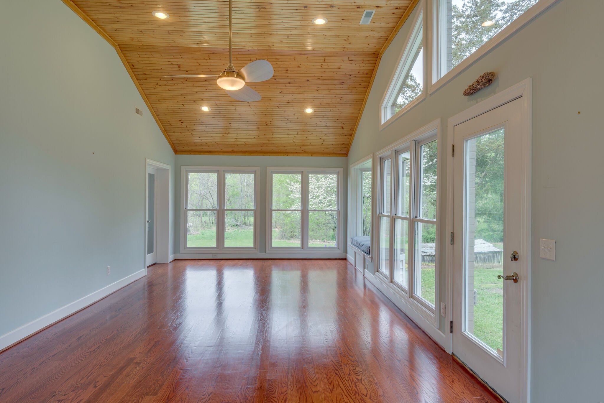 1215 Ridge Road Dickson, TN 37055 - Photo 14 of 35 Gallery Image 14