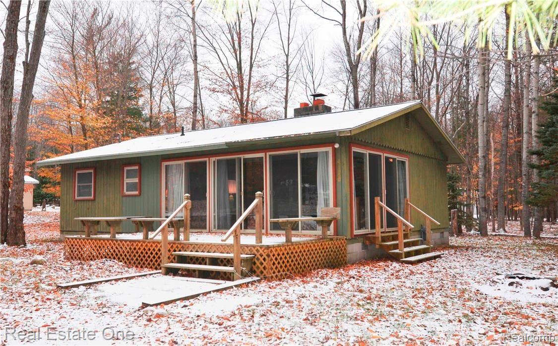 4193 Hazel Road Lincoln, MI 48742 - Photo 6 of 26 2017-11-11 22.40
