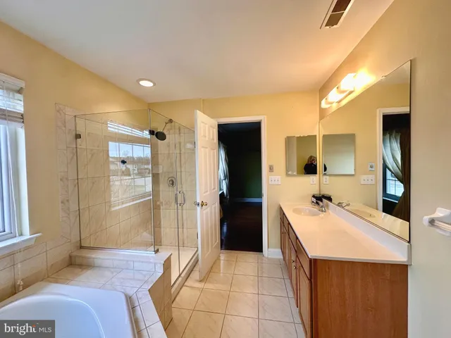 $2,700 | 26 Glacier Drive, Berlin, NJ 08009