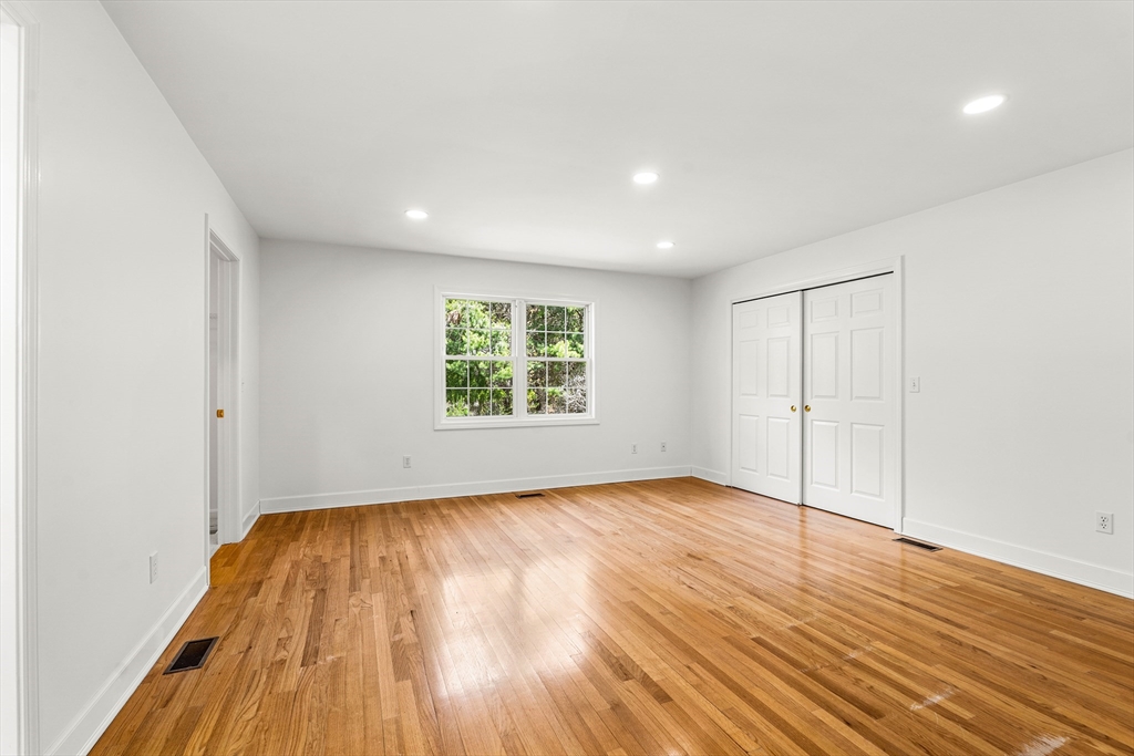 5 Marsden Court Seekonk, MA 02771 - Photo 12 of 39 Gallery Image 12