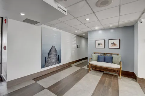 $379,900 | 800 Jeffery Street, Unit 202, Boca Raton, FL 33487