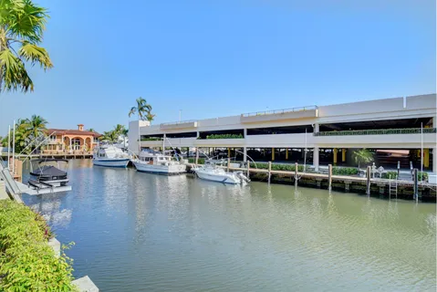 $379,900 | 800 Jeffery Street, Unit 202, Boca Raton, FL 33487