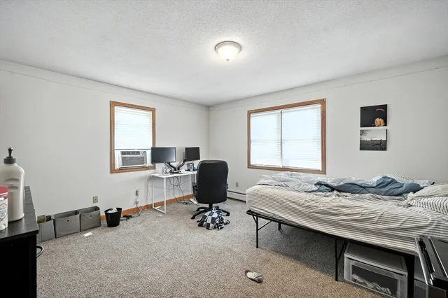 $725,000 | 39 Valley Lane, Amherst, MA 01002