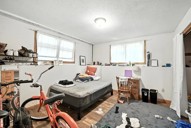 $725,000 | 39 Valley Lane, Amherst, MA 01002