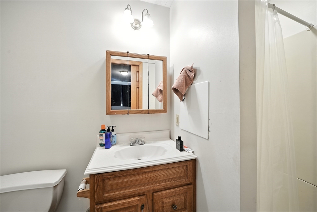 39 Valley Lane Amherst, MA 01002 - Photo 18 of 25 Gallery Image 18