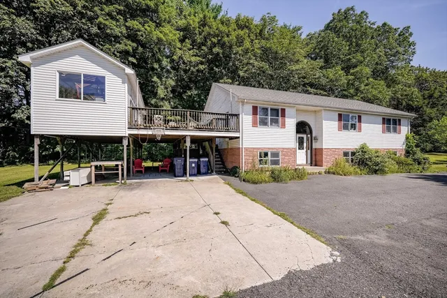 $725,000 | 39 Valley Lane, Amherst, MA 01002