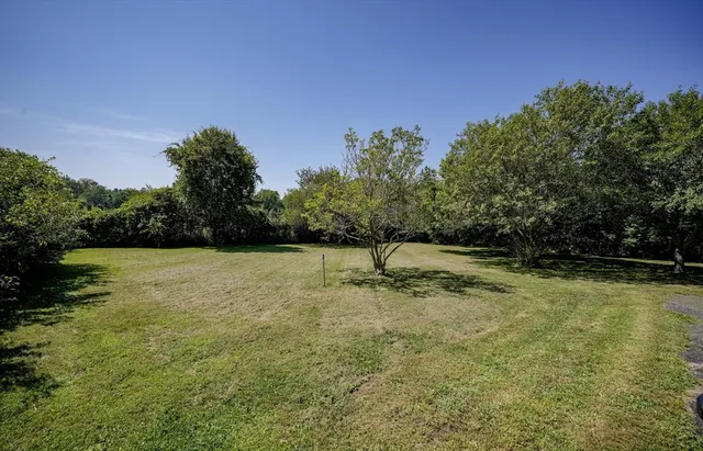 $725,000 | 39 Valley Lane, Amherst, MA 01002