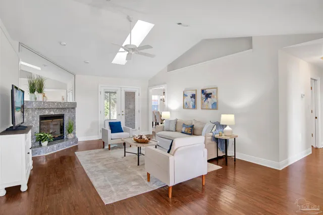 $395,000 | 3012 Corsair Drive, Pensacola, FL 32507