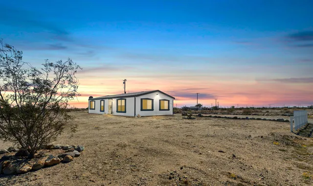 a view of an ocean with a big yard