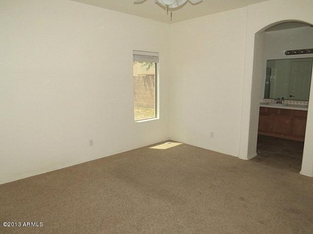 10205 West Chipman Road Tolleson, AZ 85353 - Photo 26 of 43 023-302581 - master bedroom-005