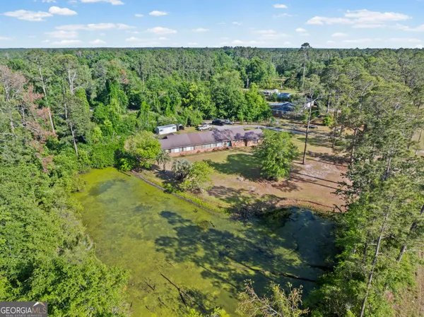 $285,000 | 1425 Blackshear Highway, Baxley, GA 31513
