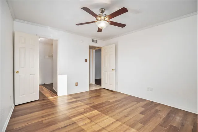 $1,000 | 1500 Bay Area Boulevard, Unit 170, Houston, TX 77058