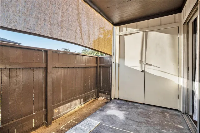 $1,000 | 1500 Bay Area Boulevard, Unit 170, Houston, TX 77058