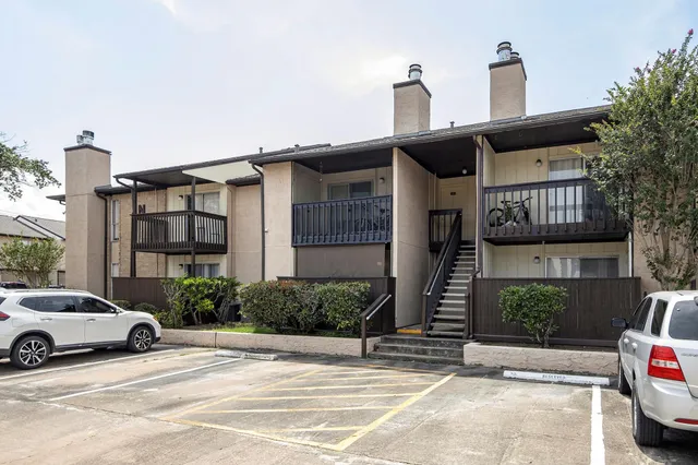 $1,000 | 1500 Bay Area Boulevard, Unit 170, Houston, TX 77058
