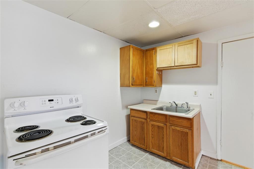 1057 Keene Street Springdale, PA 15144 - Photo 33 of 50