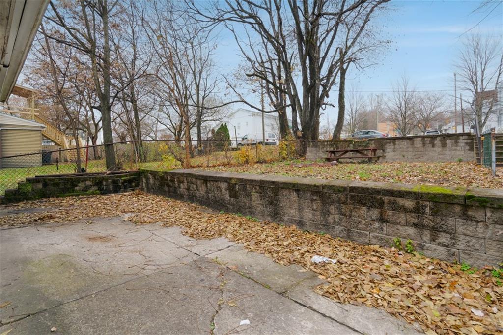 1057 Keene Street Springdale, PA 15144 - Photo 45 of 50